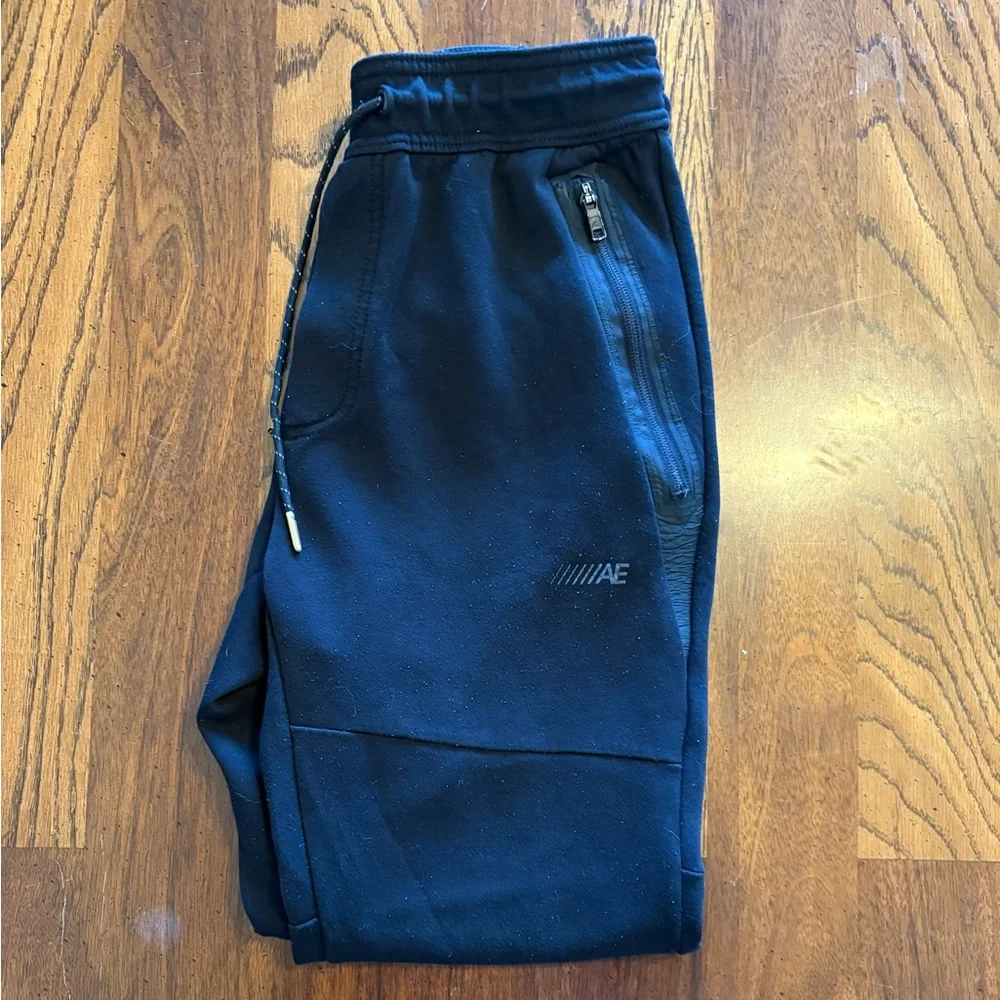 American Eagle Outfitters Men's Navy Joggers